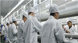 车载充电器厂家-无尘生产车间